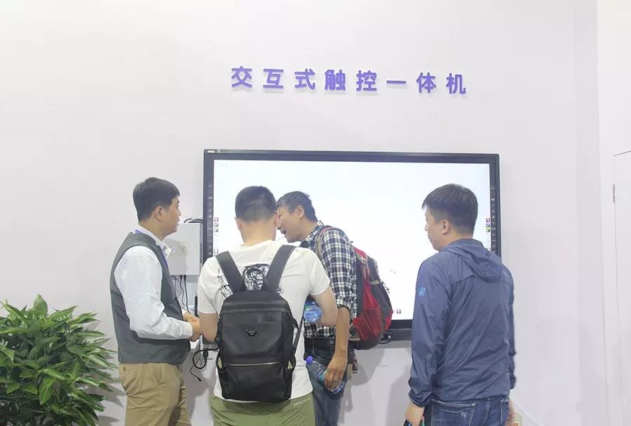 第74屆教學(xué)裝備展示會(huì)勝利閉幕，方成教學(xué)凱旋而歸